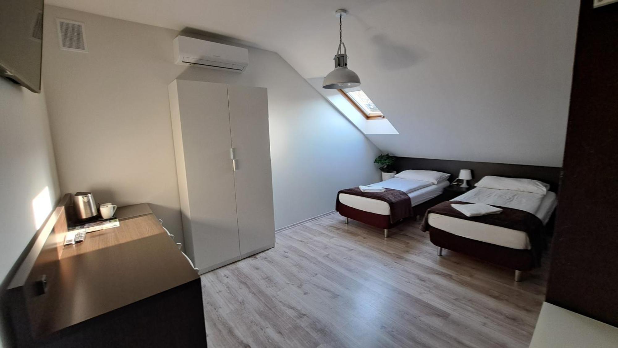 Pokoje Pod Szyndzielnia Bielsko-Biała Ngoại thất bức ảnh